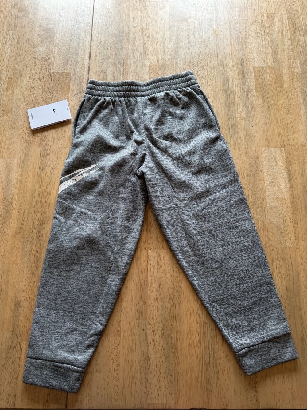 Nike Boys Size 6 Bundle NWT Lightweight Hooded Tee & Therma-FIT Joggers - Picture 5 of 13